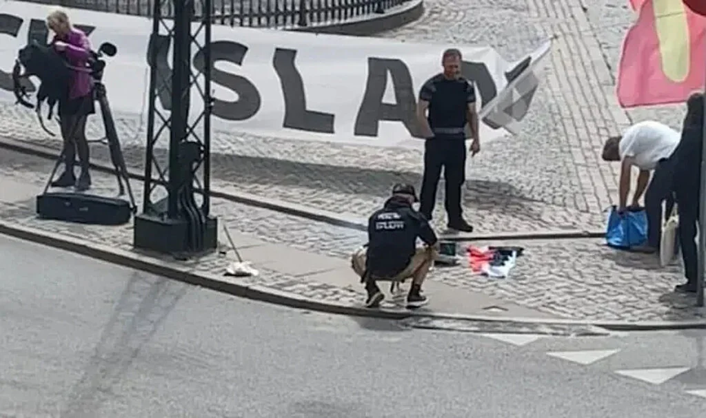 Kuran Yakma Provokasyonları Hız Kesmiyor