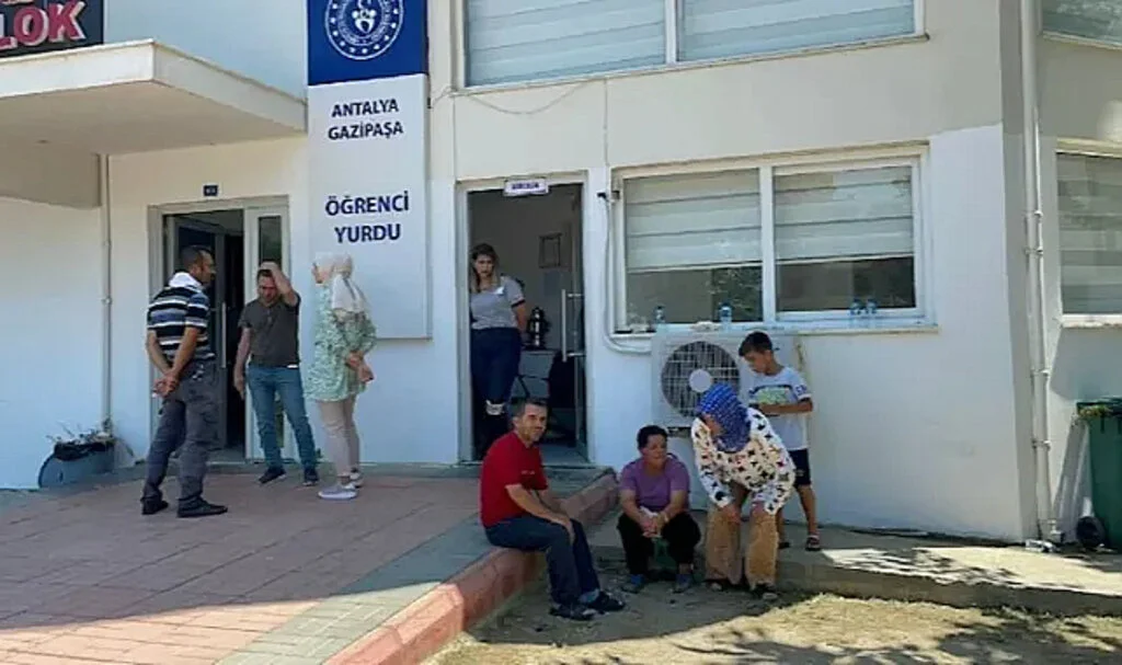 KYK’ya Yerleştirilen Depremzedelere Kapıyı Gösterdiler