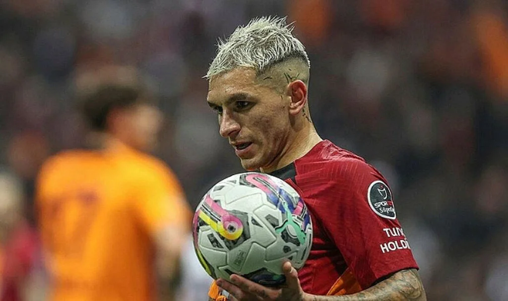 Lazio'nun Torreira ısrarı
