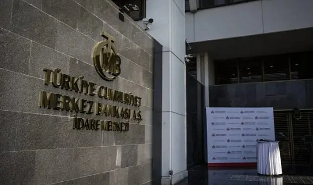 Merkez Bankası'ndan peş peşe hamle! 1,5 kat olarak hesaplanacağını duyurdu: 3 aydan uzun vadeli Kur Korumalı Mevduat hesapları...