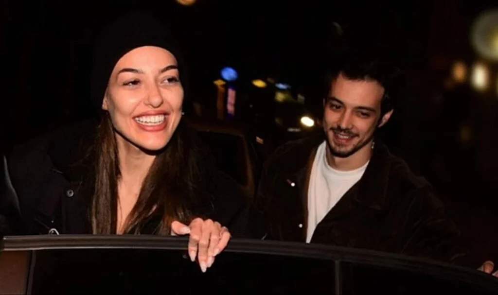 Mert Yazıcıoğlu ve Dilan Çiçek Deniz Ayrıldı! İlk İşleri Sosyal Medyadan Birbirlerini Silmek Oldu