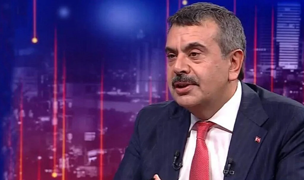 Milli Eğitim Bakanı Yusuf Tekin'den Kız Çocuklarına Yönelik Açıklama: Okullaşmaları Ana Hedefimiz
