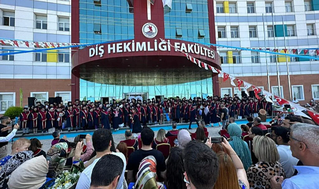 OMÜ'den Diş Hekimliği Mesleğine 123 Taze Kan
