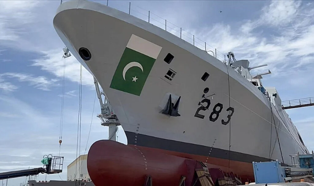 Pakistan MİLGEM Projesi'nin Son Gemisi Denize İniyor