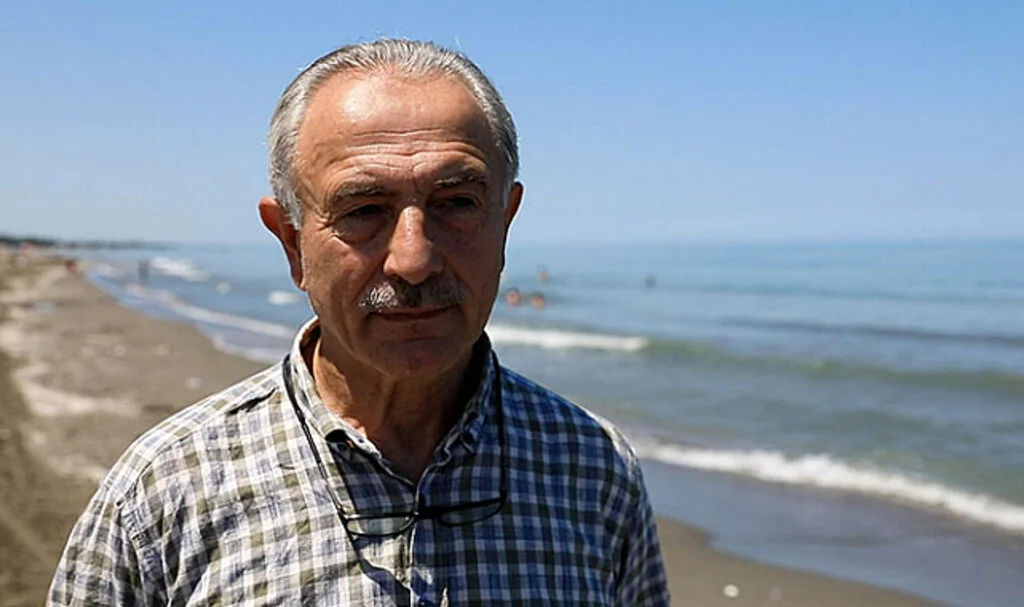 Prof. Dr. Ali Uzun: "Çeken" Akıntıdan Kurtulmak İçin Kıyıya Paralel Yüzmeli