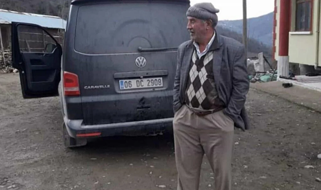 Samsun Çarşamba'da Traktörün Altında Kaldı 