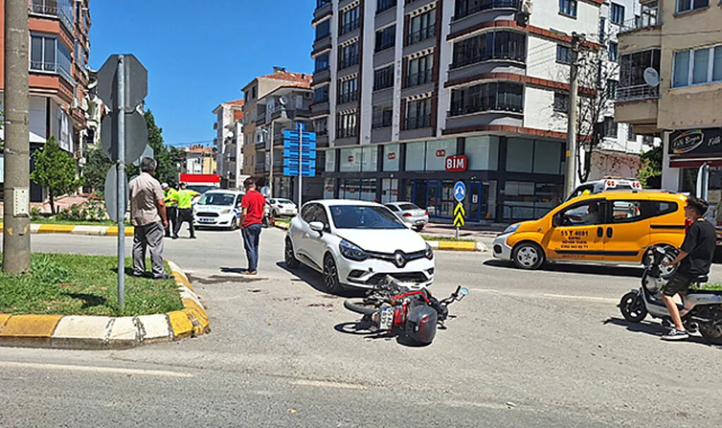 Samsun'da 3 Ayrı Trafik Kazasında 3 Kişi Yaralandı