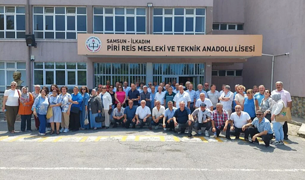 Samsun'da 50. Yıl Liseliler 50 Yıl Sonra Buluştu