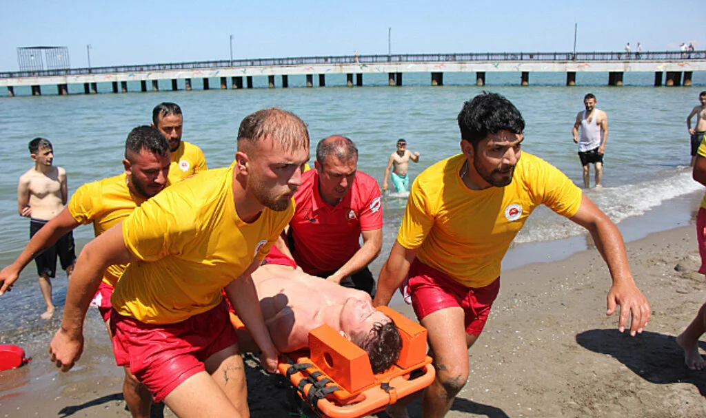 Samsun'da Karadeniz Son Bir Ayda 5 Kişiyi Yuttu 