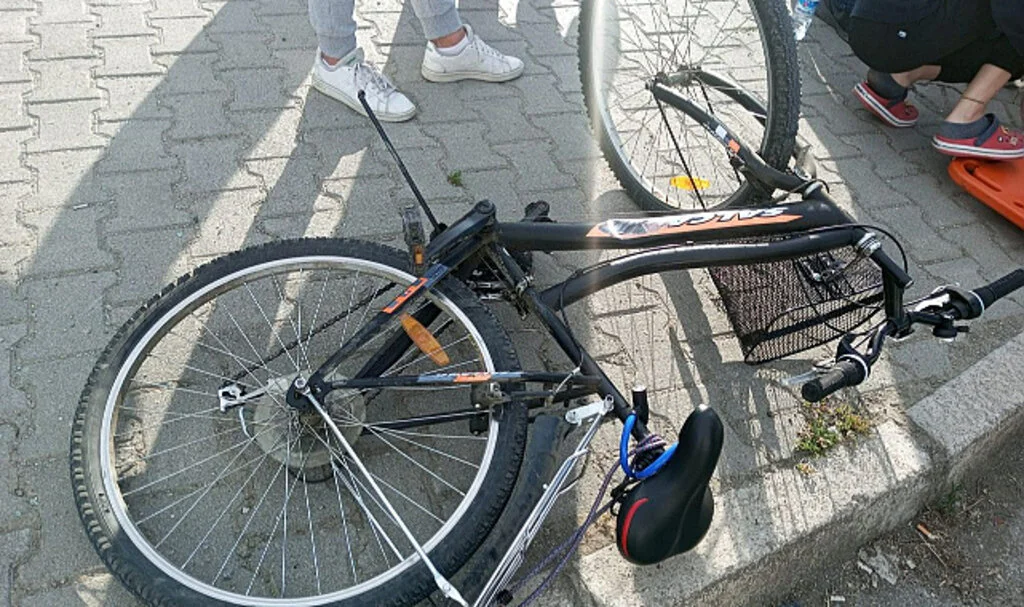 Samsun'da  Minibüsün Çarptığı 12 Yaşındaki Bisiklet Sürücüsü Çocuk Yaralandı
