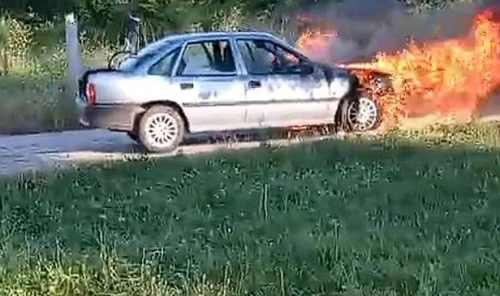 Samsun’da Seyir Halindeki Otomobil Alev Alev Yandı
