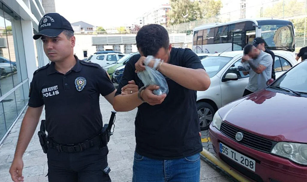 Samsun'da Uyuşturucu Ticaretinden 4 Kişi Adliyeye Sevk Edildi