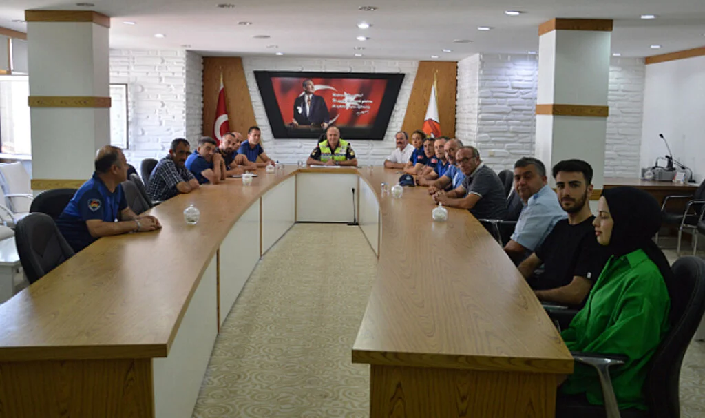 Samsun Jandarmadan Paydaş Kurumlara Trafik Eğitimi