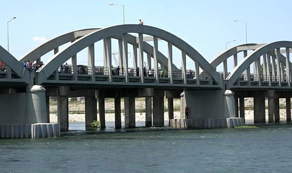 Samsun’un Bafra İlçesinde Köprüde İntihar Girişimi