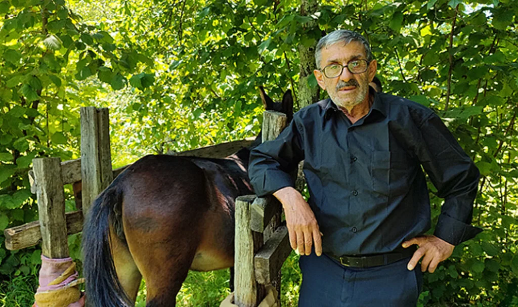 Samsun'un Salıpazarı İlçesinin Son Nalbantı İşleri Azalsa da Mesleğini Sürdürüyor