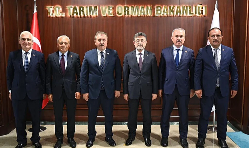 Tarım Bakanı Yumaklı'ya BBP Heyetinden Ziyaret