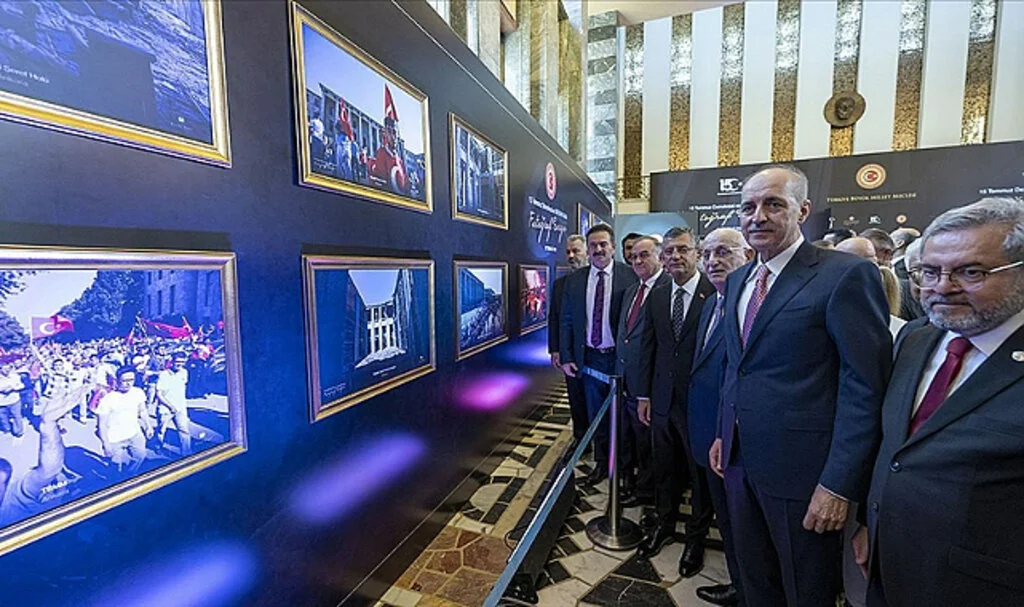 TBMM'de "15 Temmuz Fotoğraf Sergisi" Açıldı