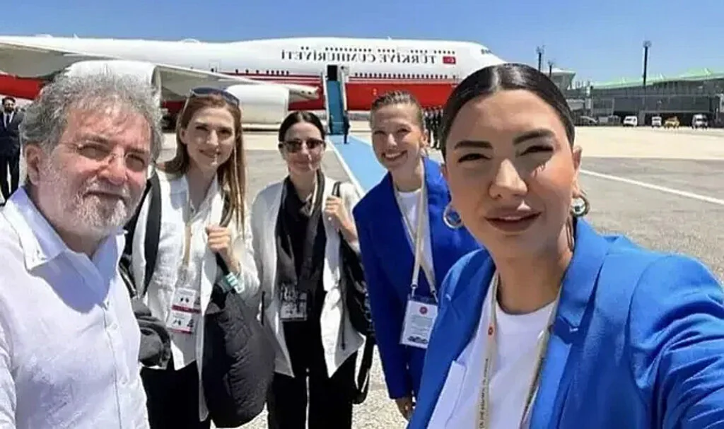 Umre Paylaşımı Gündem Olmuştu! Fulya Öztürk Sitem Etti: Kimsenin Parasıyla Gitmedim