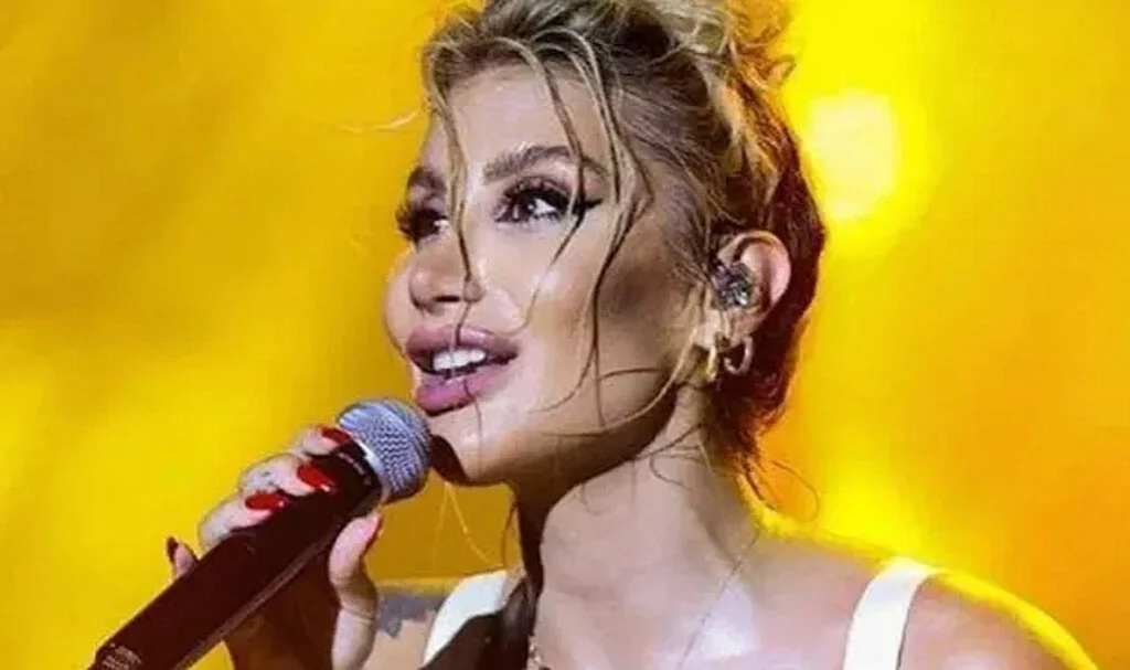 Valizi Uçağa Yüklenmedi, Kıyafeti İstanbul'da Kaldı! İrem Derici: Donla Çıkacağımı...