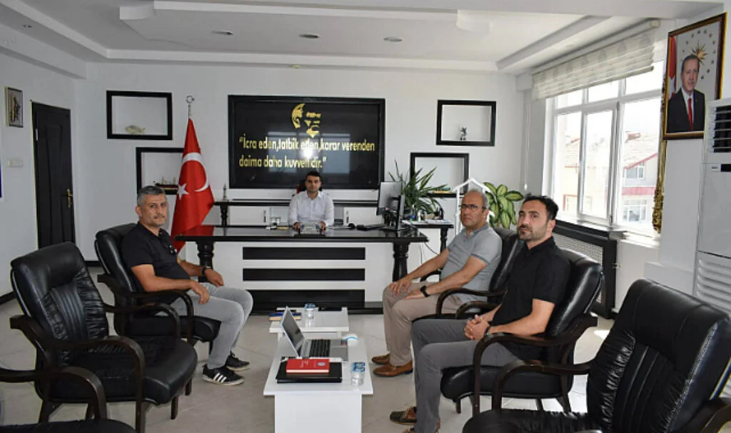 Yakakent'te "Akademik Gelişim Ekibi" Toplantısı
