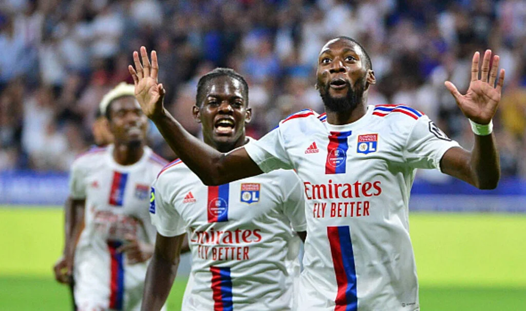 Zaha'nın alternatifi Ekambi