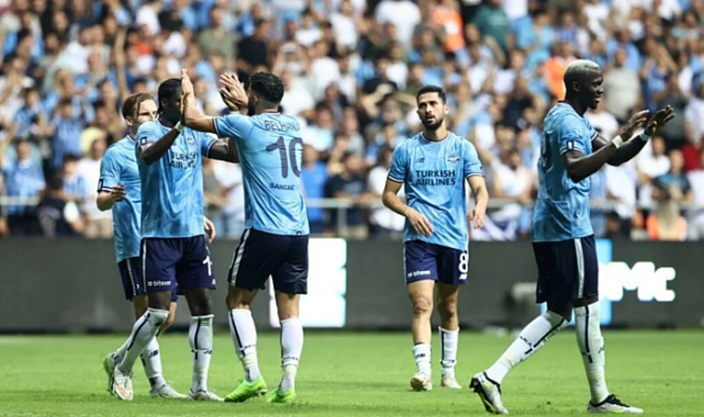 Adana Demirspor 10 Kişiyle Turu Geçti