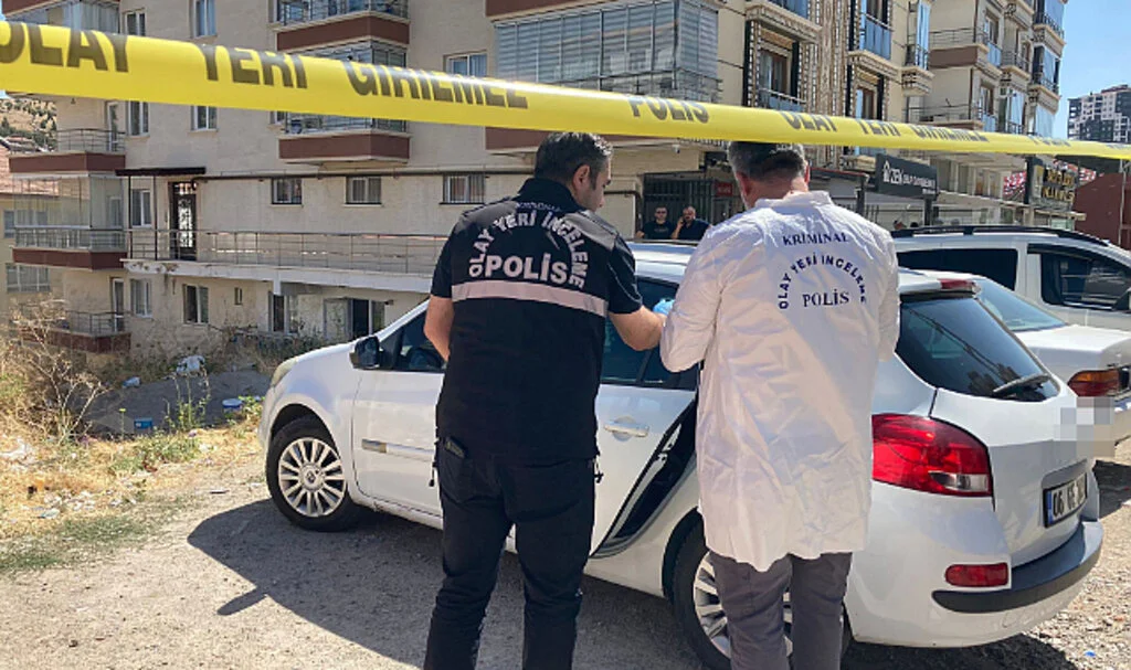 Ankara'da eşini silahla öldüren şahıs ardından intihar etti