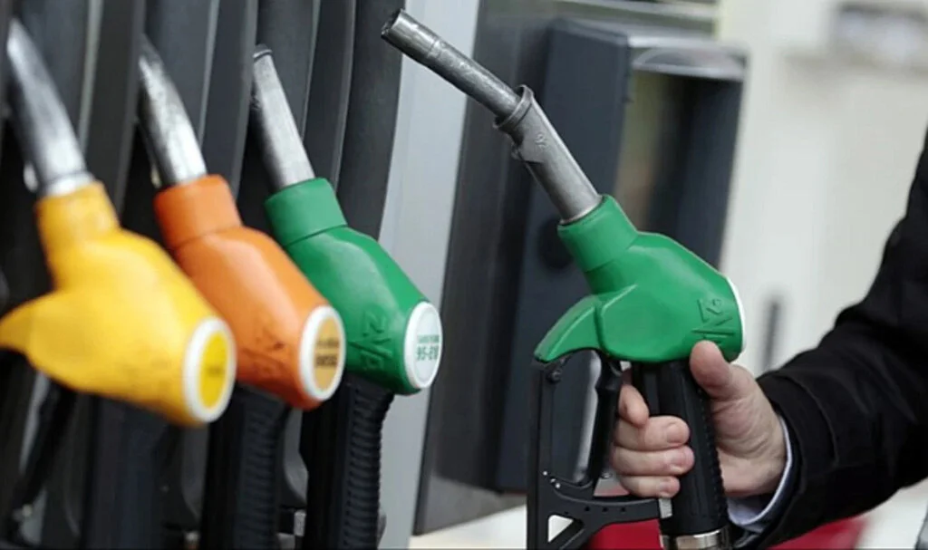 Araç Sahipleri Dikkat! Benzine Okkalı Zam Geliyor
