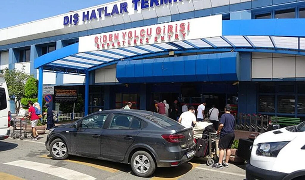 Arap turistler ülkelerine dönüyor! İç ve dış hatlarda yoğunluk arttı