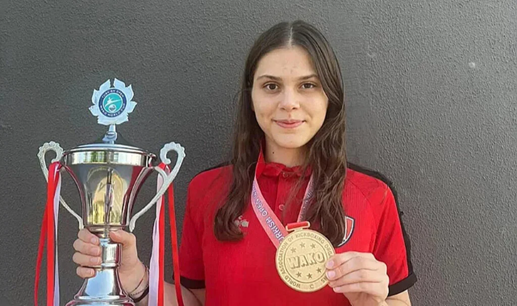 Azra'nın Hedefi Avrupa Şampiyonluğu