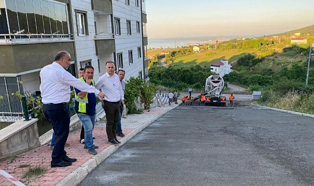 Canik Belediye Başkanı Sandıkçı: “İlçemizin Yollarını İlmek İlmek İşliyoruz”