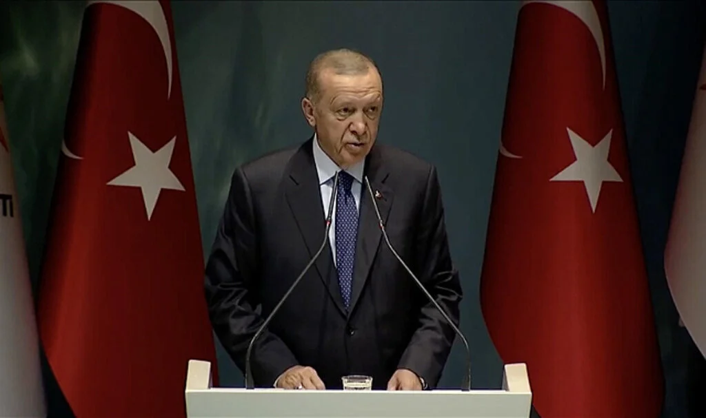 CANLI: Cumhurbaşkanı Erdoğan: Emeklilerimizle ilgili gereken adımları yıl sonuna kadar atacağız