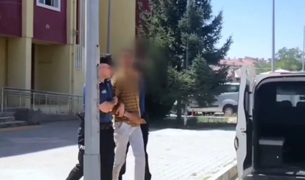 Çorum'da 19 yıl hapis cezası bulunan firari, polis kovalamacasıyla yakalandı