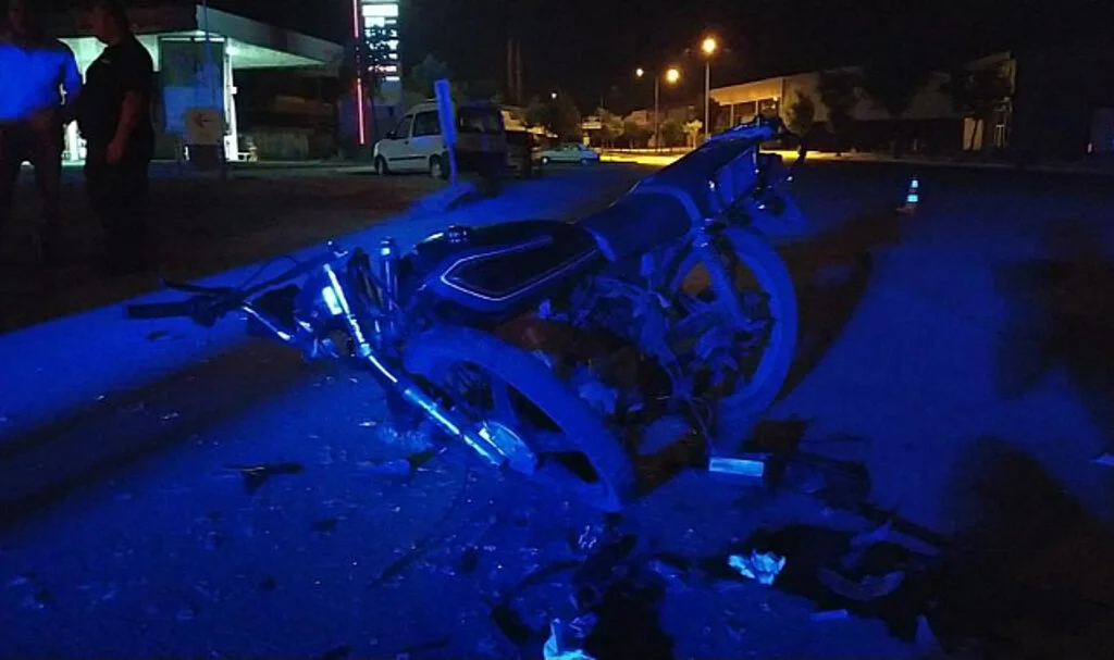 Çorum'da Otomobil ve Motosiklet Çarpıştı: 1 Ağır Yaralı