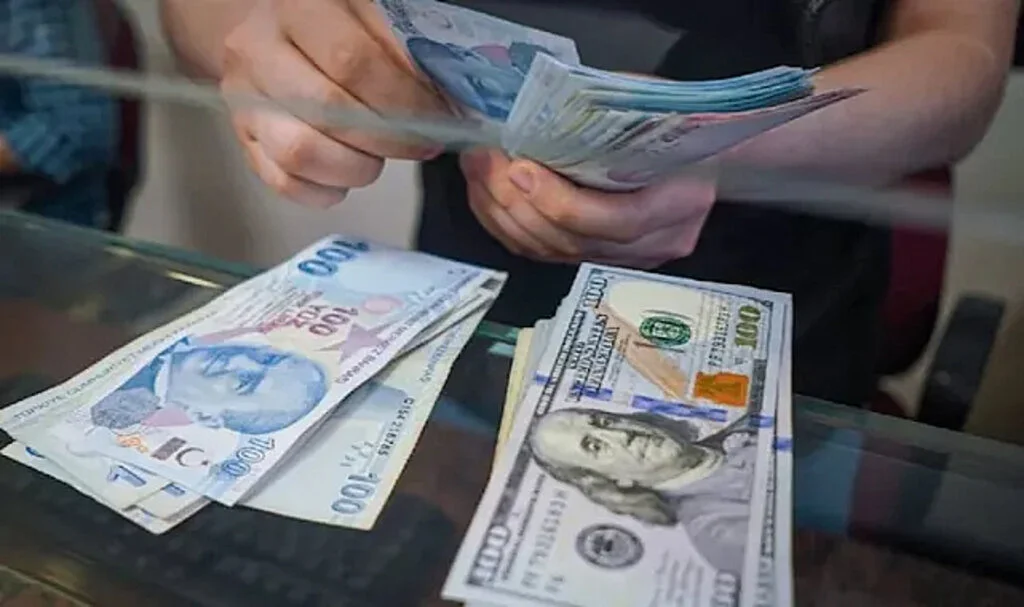 Dolar/TL’de Yeni Zirve
