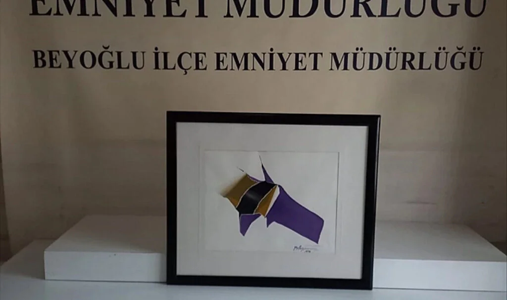 Emekli Büyükelçinin Tablosunu Çalan Kişi Kızı Çıktı