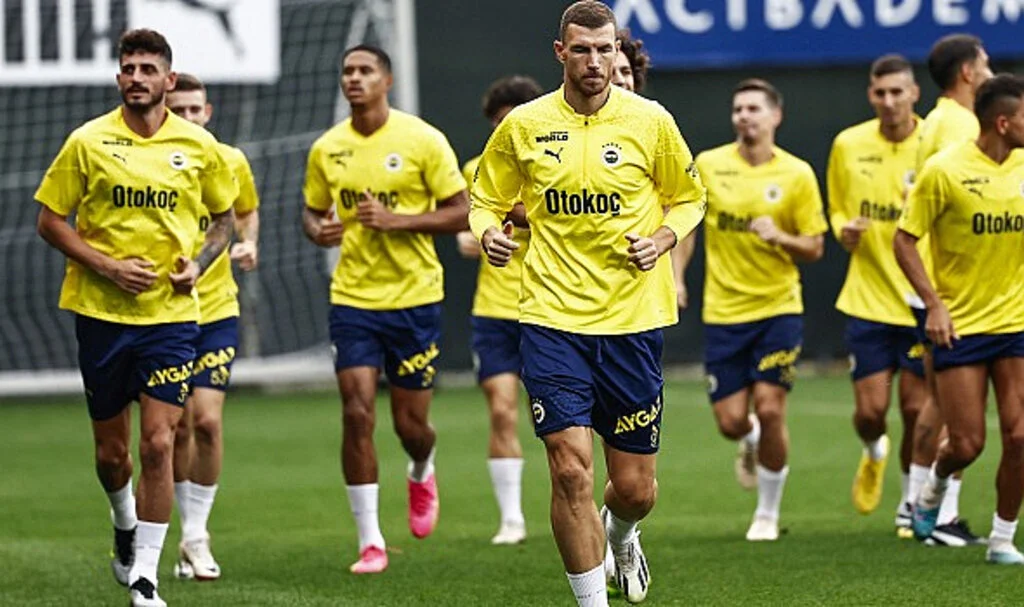 Fenerbahçe'nin Moribor maçı kadrosu açıklandı