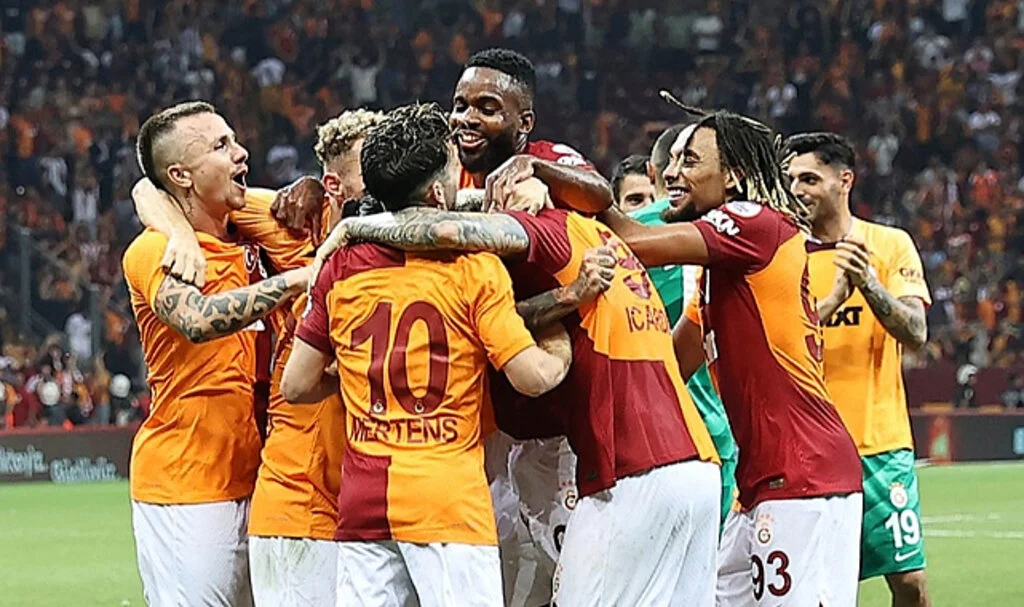 Galatasaray, Molde maçının kadrosunu UEFA'ya bildirdi! O isim listeye eklendi...