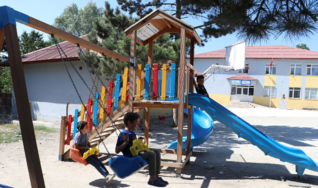 Havza'da Çocukların Yüzleri Gülüyor 