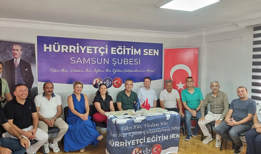 Hürriyetçi Eğitim Sen Samsun Şubesi Üyeleri: 'Memur ve Emeklinin Hakkını Yedirmeyeceğiz'