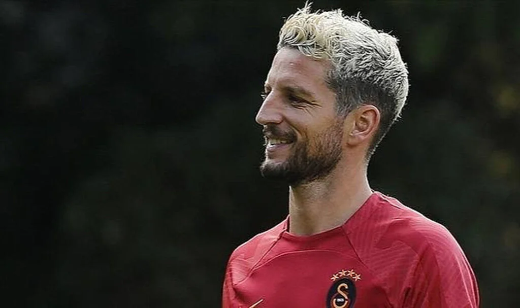 İkinci kez Galatasaray'ın kapısını çaldılar! Mertens'e Arabistan'dan reddedilemeyecek teklif