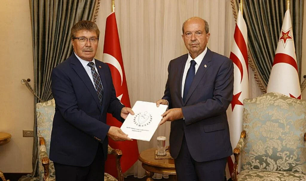 KKTC’de Kabinede Değişikliği: 4 Yeni Bakan Atandı