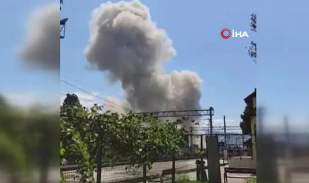 Kocaeli'de Derince Limanı mevkiinde Patlama!
