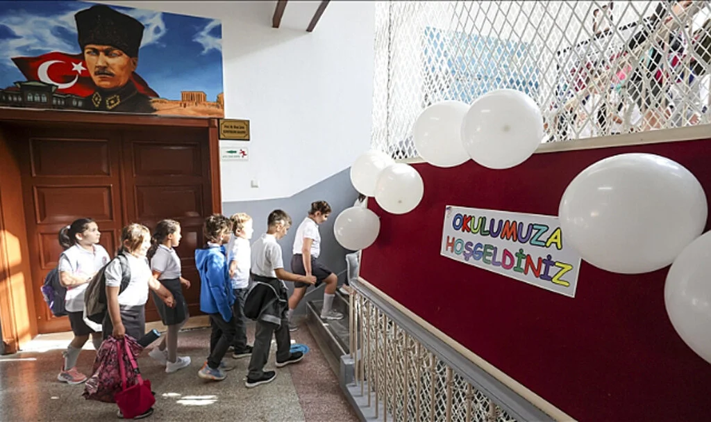 MEB’dan Kıyafet Kararı