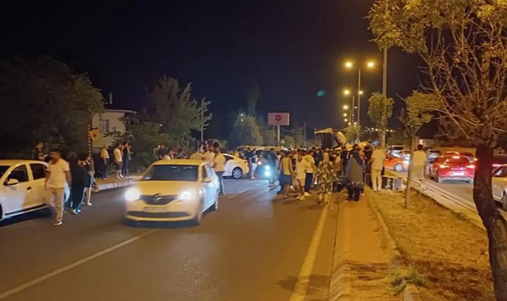 Meteor Yağmurunu İzlemeye Giderken Kaza Yaptılar: 5 Yaralı