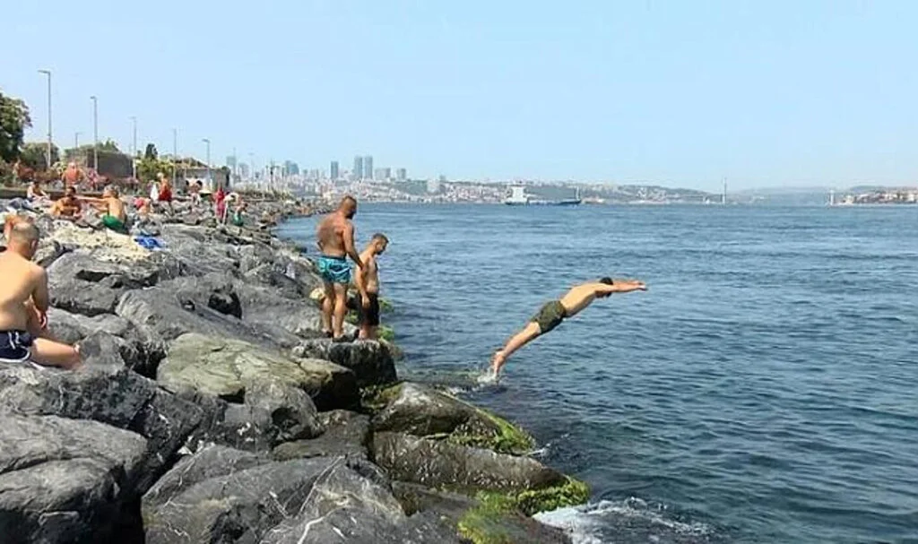 Meteoroloji uyardı: Bu saatlerde dışarı çıkmayın!