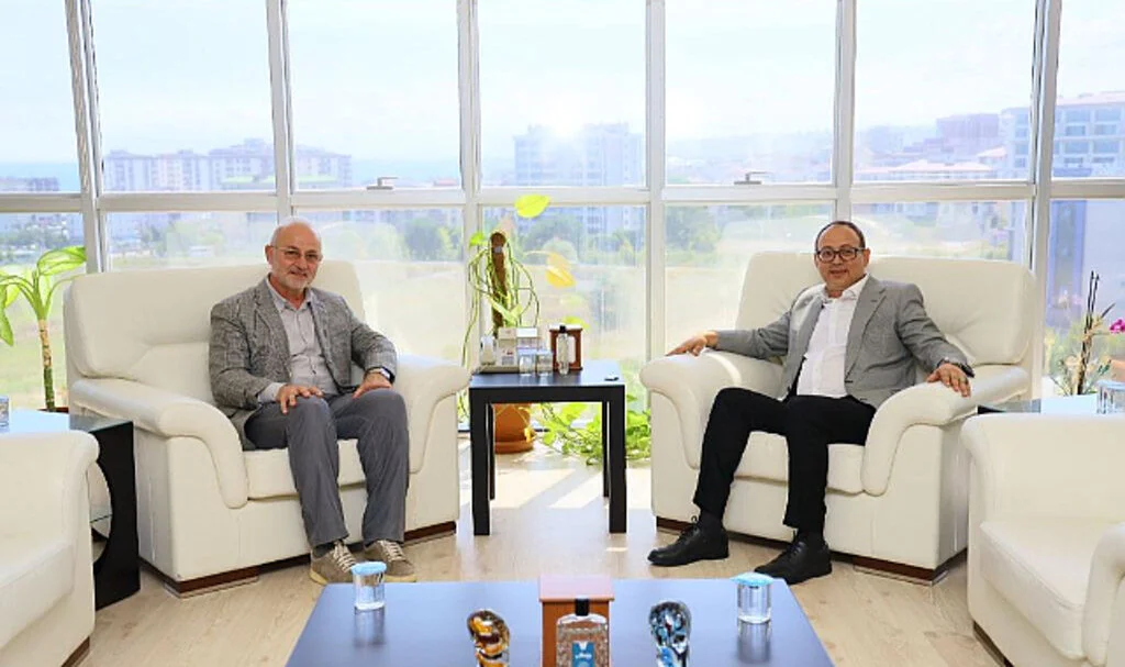 OMÜ Rektörü Prof.Dr. Yavuz Ünal: 'Kentin Bütün Dinamikleriyle İşbirliği İçindeyiz'