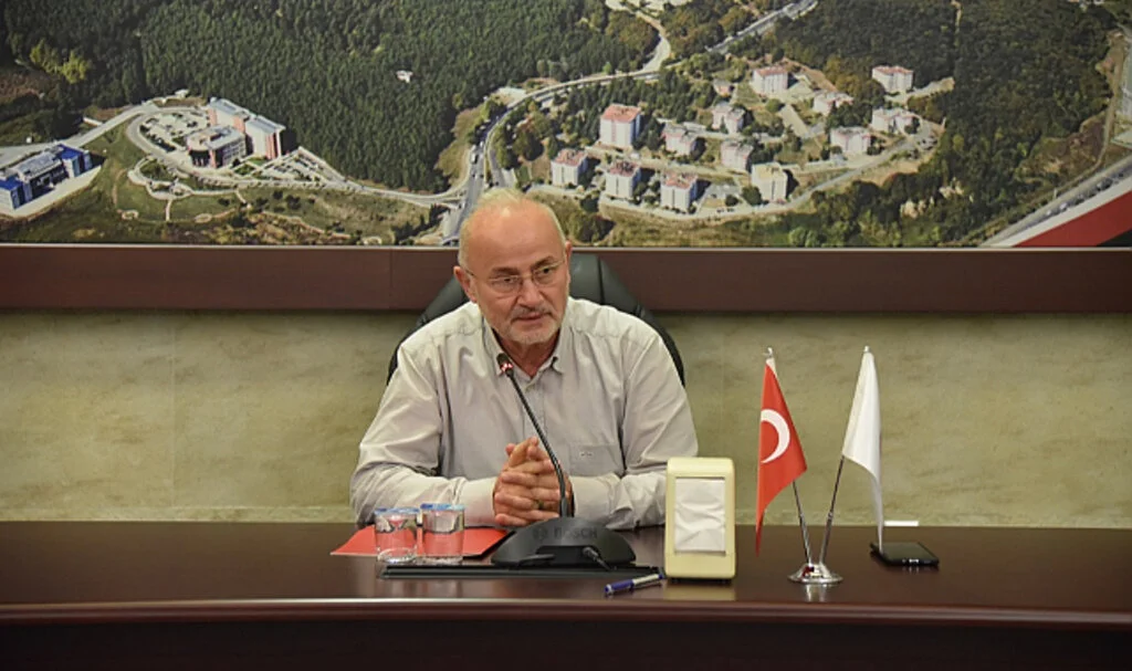 OMÜ Rektörü Prof.Dr. Yavuz Ünal: 'Proje Kültürü Lisans Düzeyinde Yaygınlaşmalı'