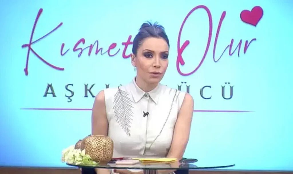Öykü Serter'e Veda! Kısmetse Olur'un Yeni Sunucusu Bakın Kim Oldu
