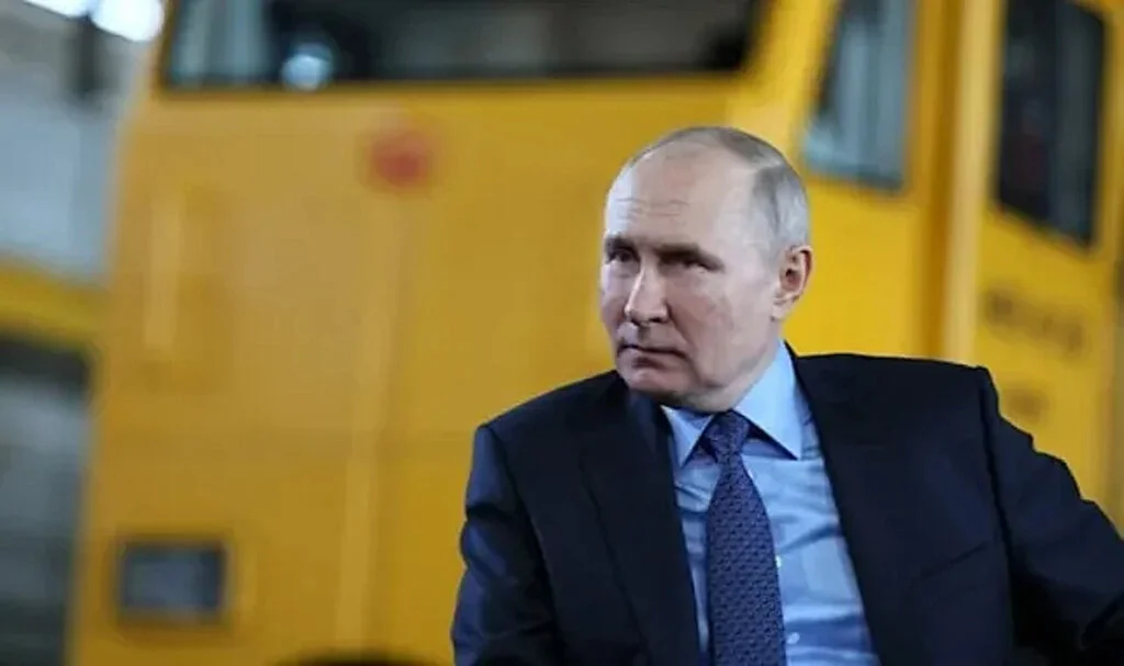 Putin’den Bürokratlara Talimat: Sadece Yerli Araç Kullanın